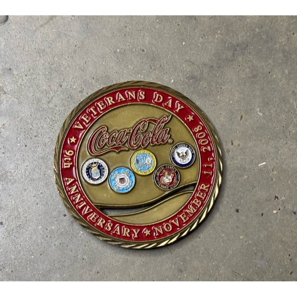 2008 Coca Cola 9th Anniversary Veterans Day Challenge Coin Arlington Cemetary